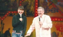 闫学晶婆婆爆料视频,揭秘明星家庭背后的故事